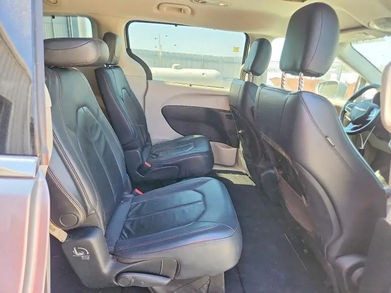 2017 CHRYSLER PACIFICA TOURING L  