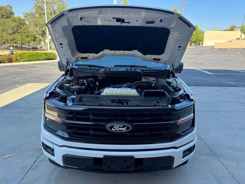 2024 FORD F150 XLT  