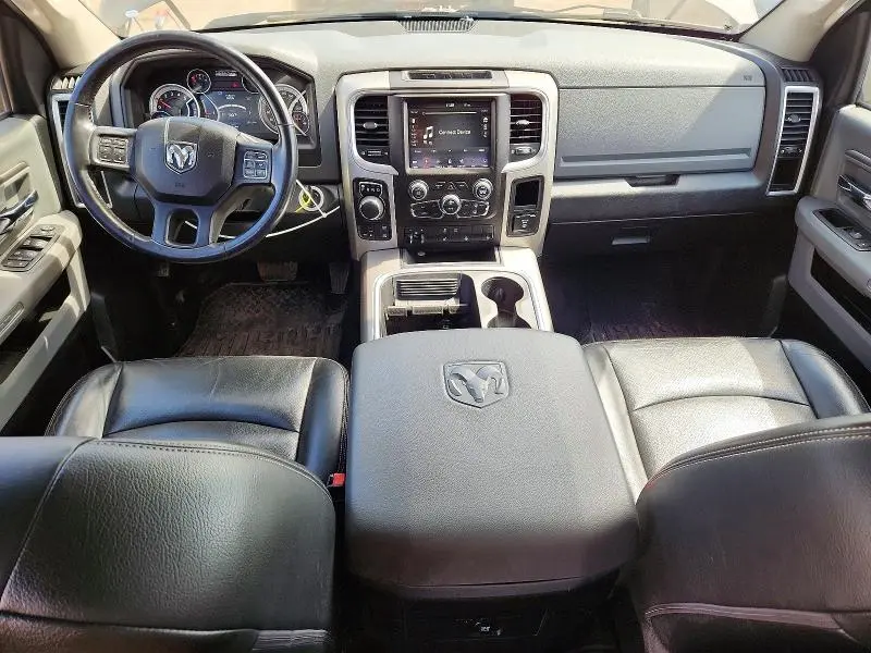 2018 RAM 1500 SLT  