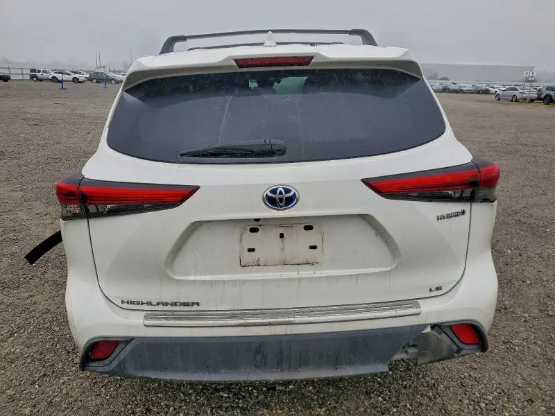 2020 TOYOTA HIGHLANDER HYBRID LE  