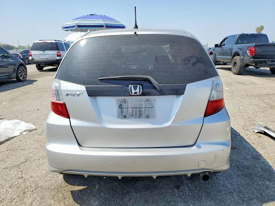2012 HONDA FIT   