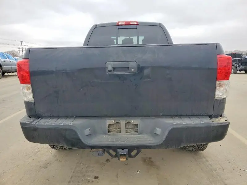 2011 TOYOTA TUNDRA GRADE  