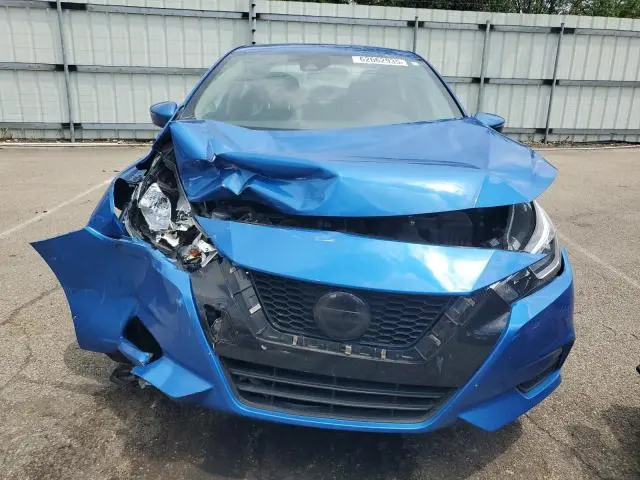 2021 NISSAN VERSA SV  