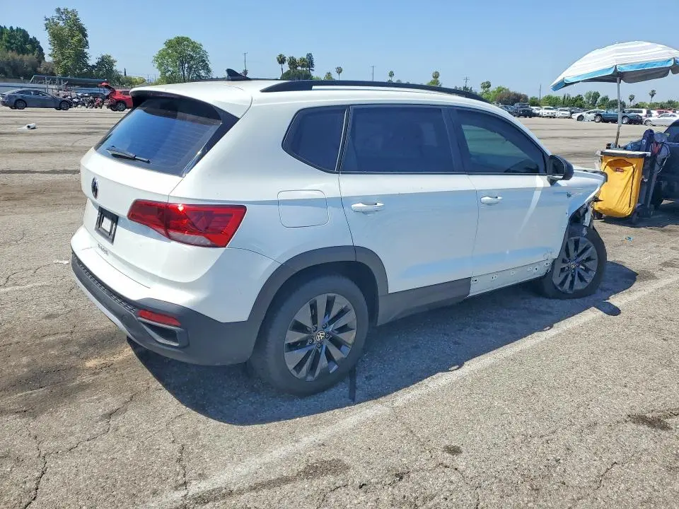 2024 VOLKSWAGEN TAOS S  