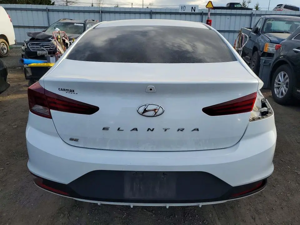 2020 HYUNDAI ELANTRA SE  