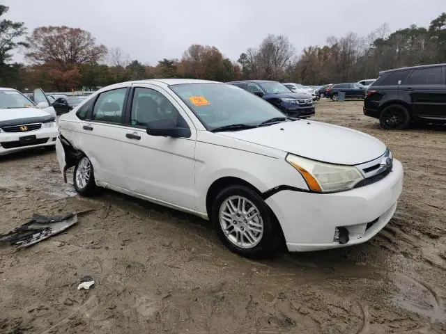 2011 FORD FOCUS SE  
