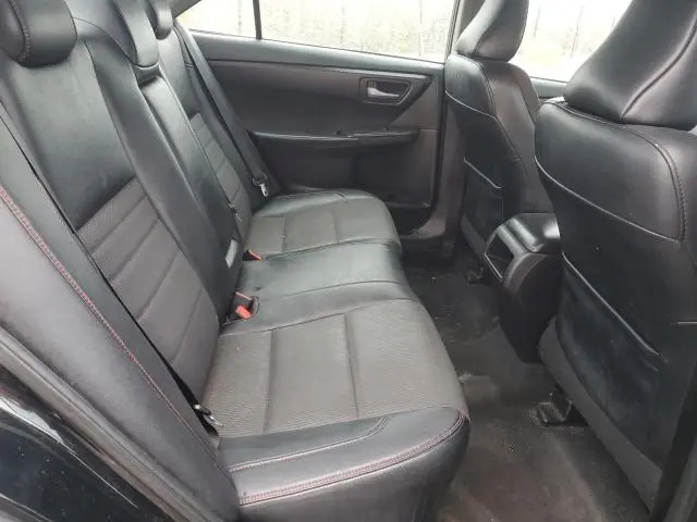 2016 TOYOTA CAMRY LE  