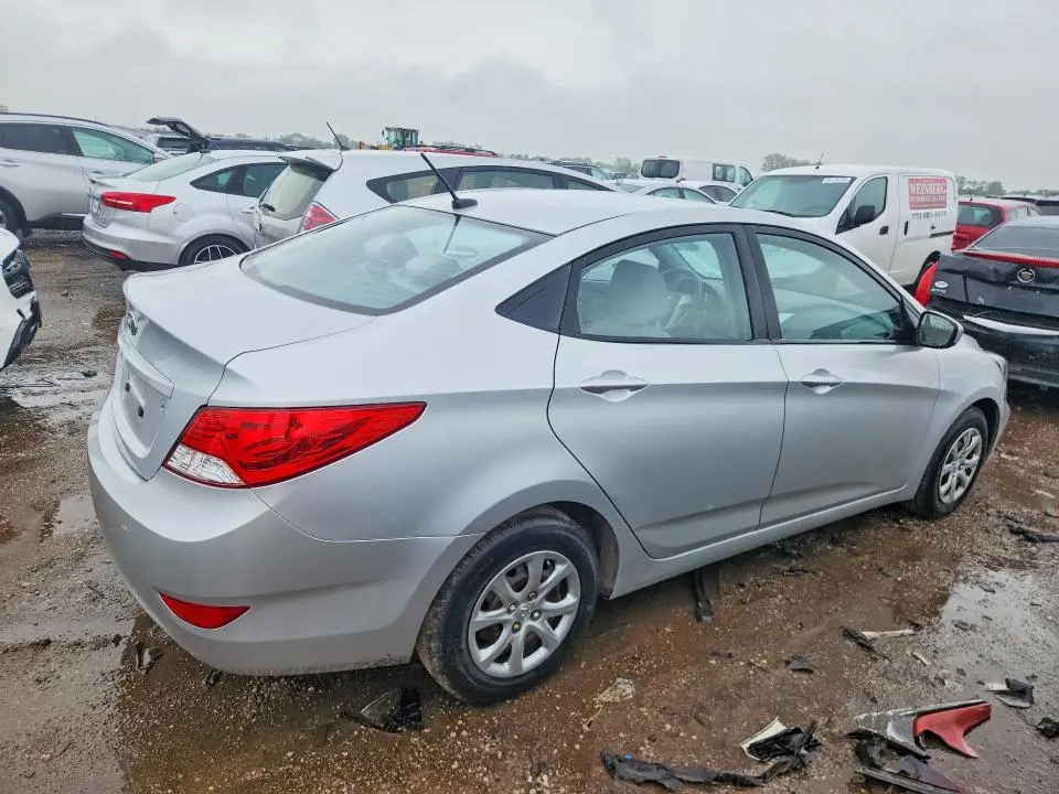 2014 HYUNDAI ACCENT GLS  
