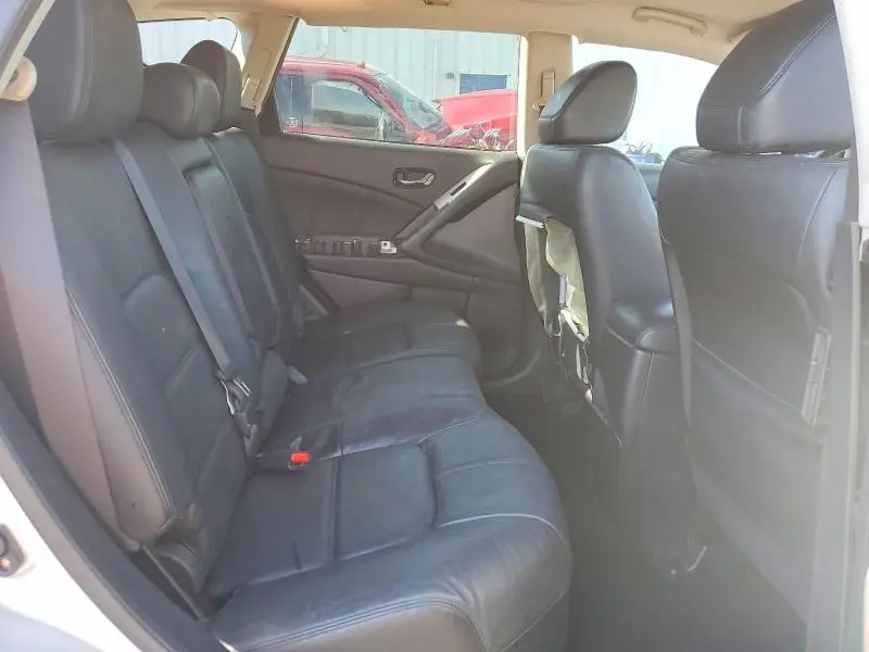 2013 NISSAN MURANO S  