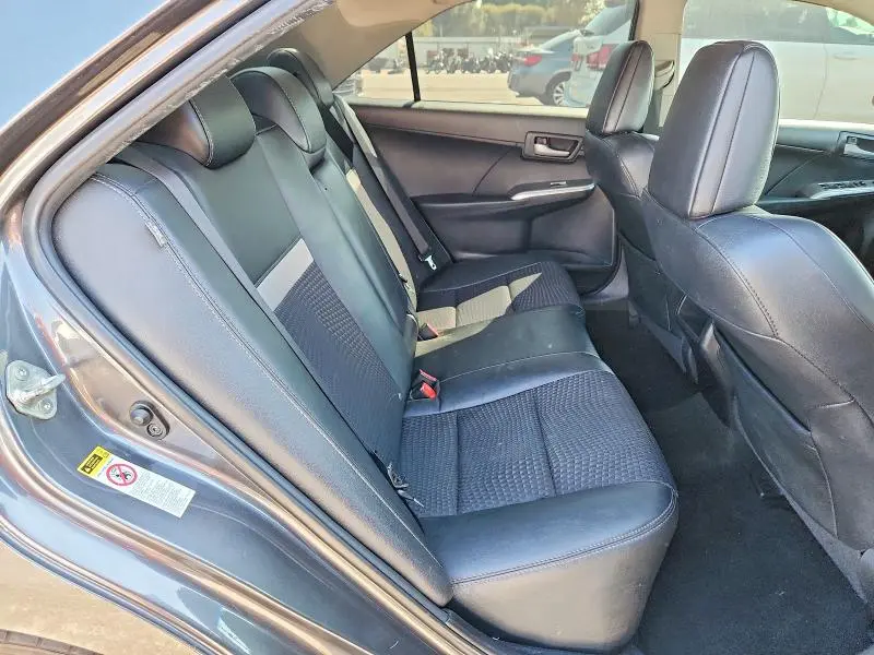 2013 TOYOTA CAMRY SE  