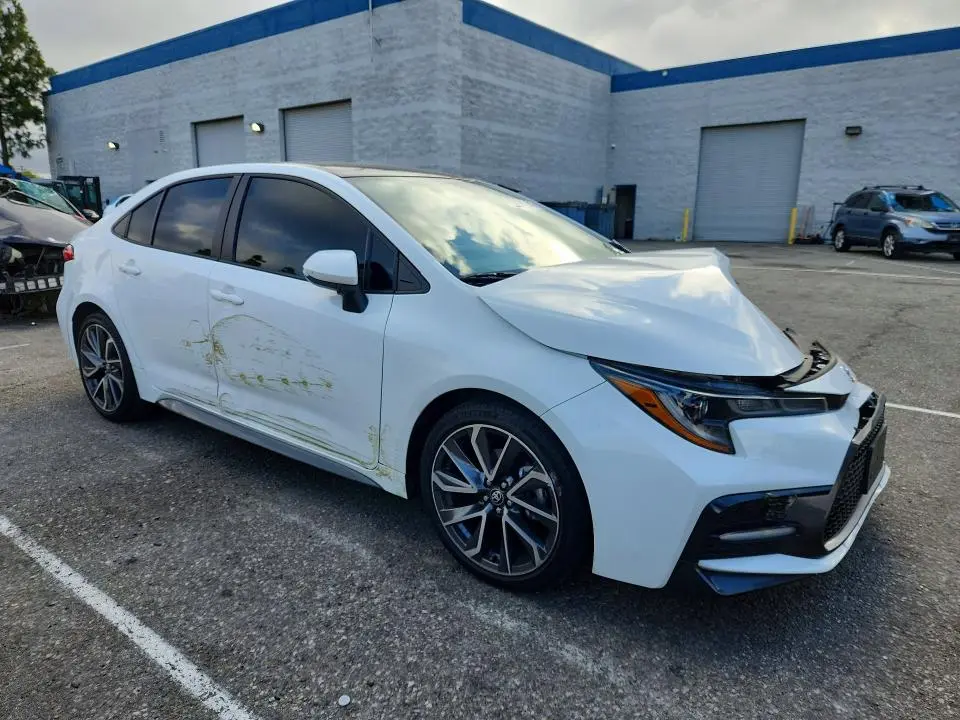 2022 TOYOTA COROLLA SE  