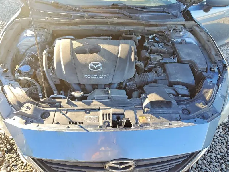 2016 MAZDA 3 TOURING  