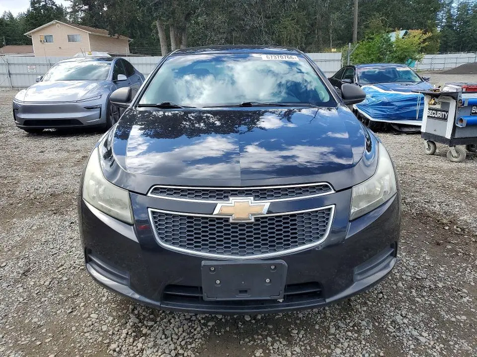 2012 CHEVROLET CRUZE LS  