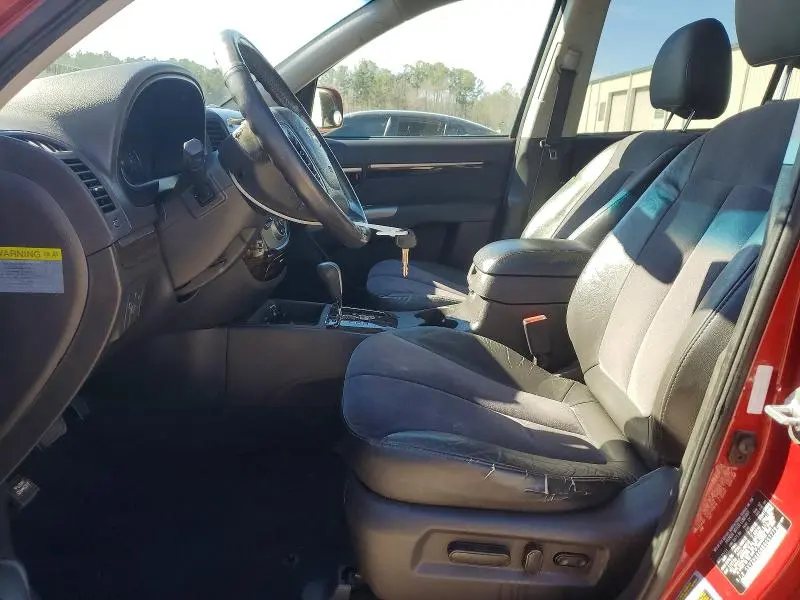 2011 HYUNDAI SANTA FE SE  