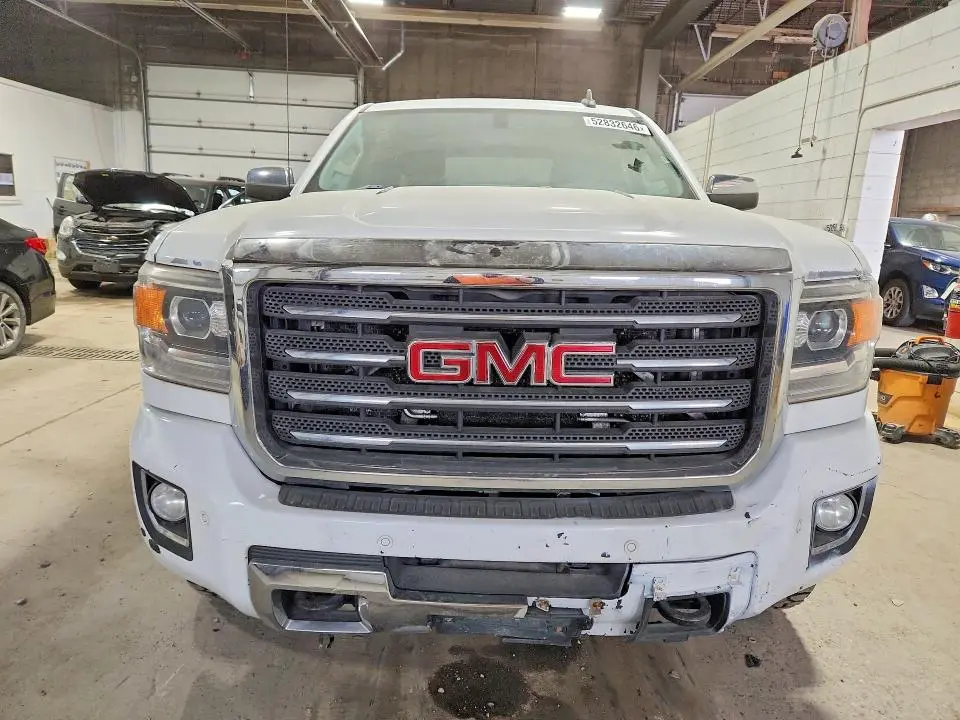 2016 GMC SIERRA K2500 SLT  