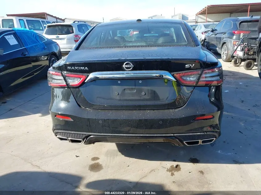 2023 NISSAN MAXIMA SV