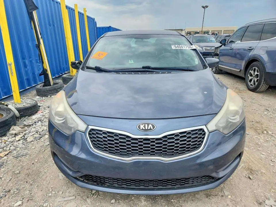 2016 KIA FORTE LX  
