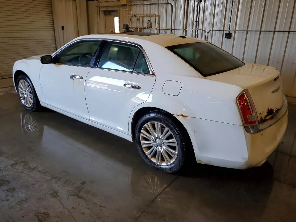 2013 CHRYSLER 300C   