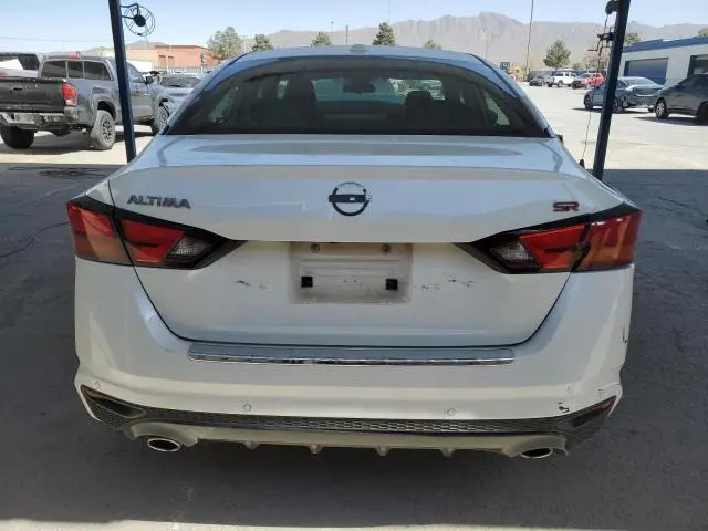 2023 NISSAN ALTIMA SR  