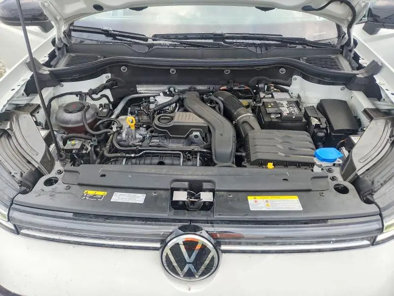 2025 VOLKSWAGEN TAOS SE BLACK  