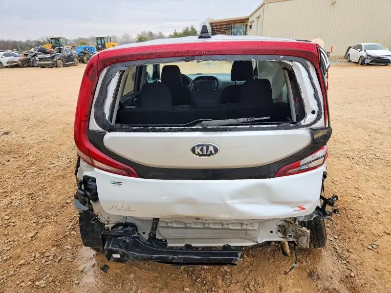 2021 KIA SOUL S  