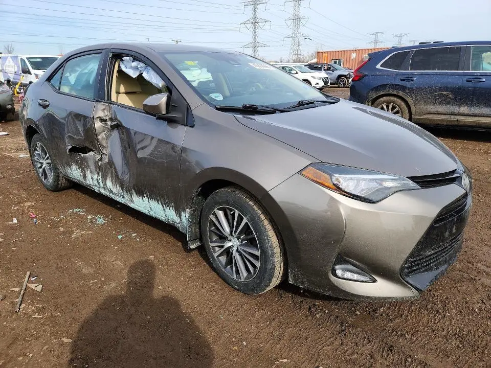 2017 TOYOTA COROLLA LE  