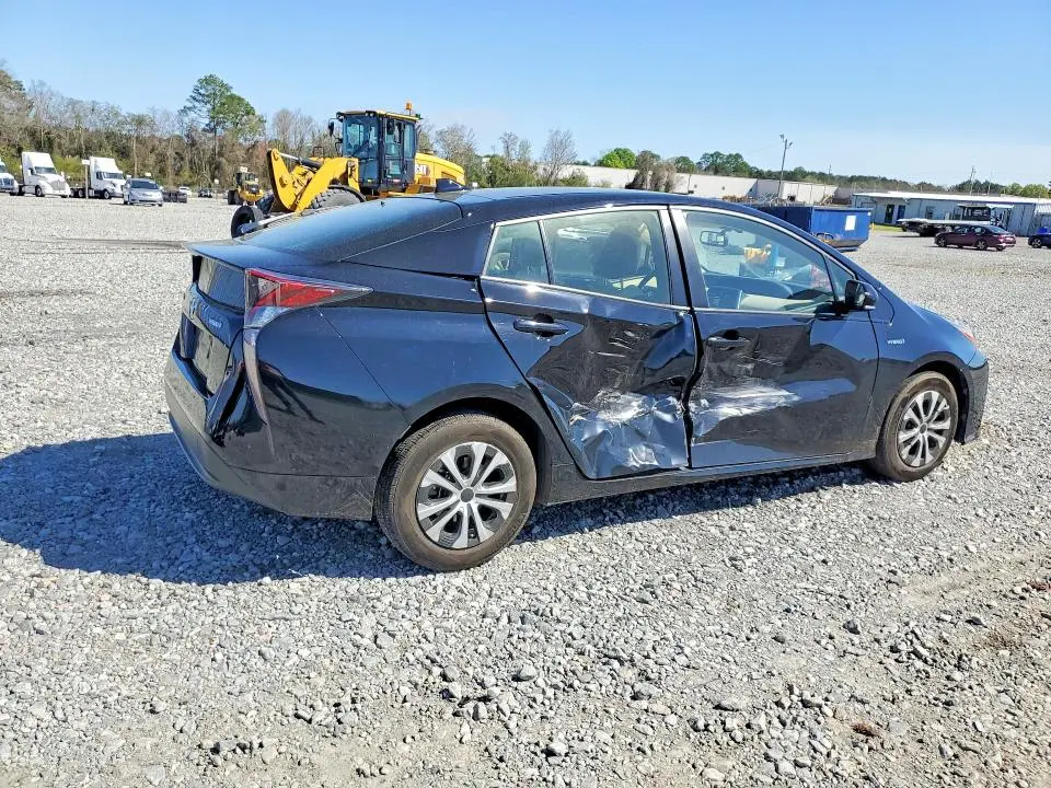 2016 TOYOTA PRIUS FOUR  