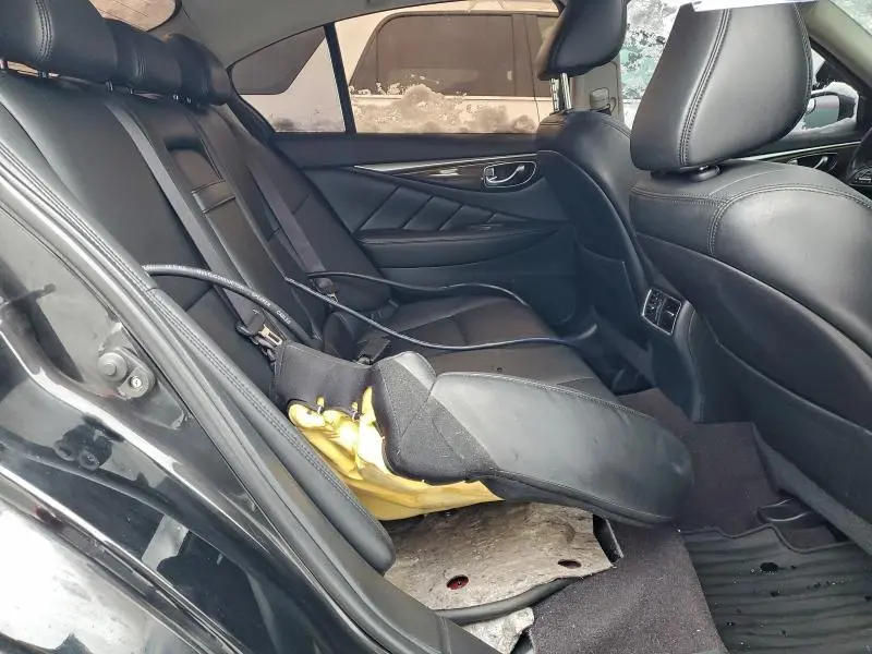 2019 INFINITI Q50 LUXE  