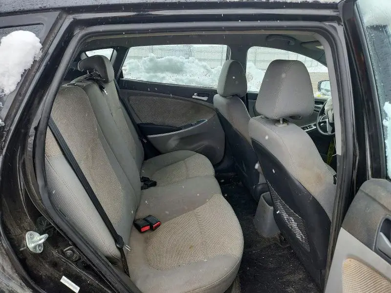 2013 HYUNDAI ACCENT GS  