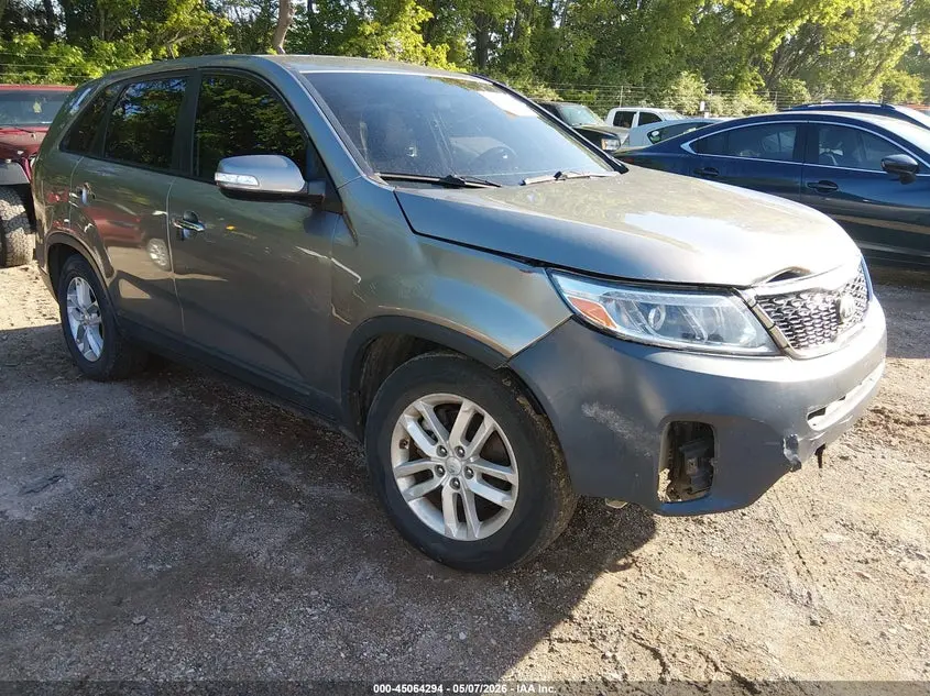 2014 KIA SORENTO LX