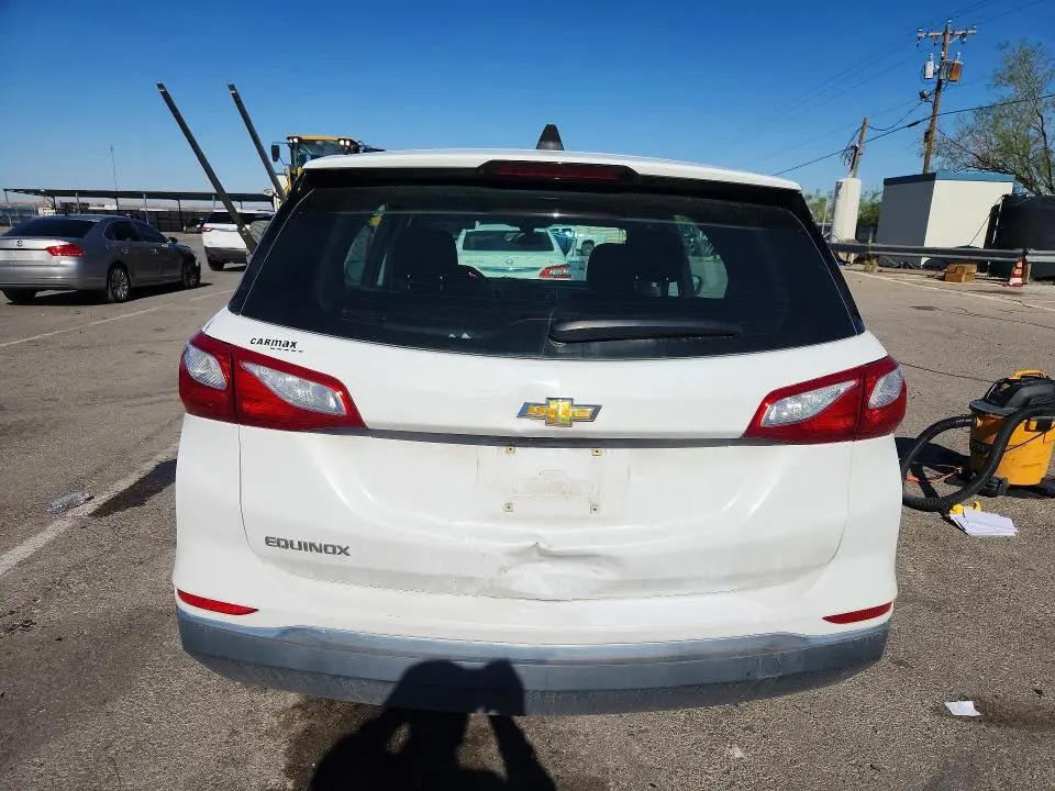 2018 CHEVROLET EQUINOX LS  