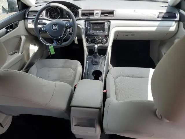 2017 VOLKSWAGEN PASSAT S  