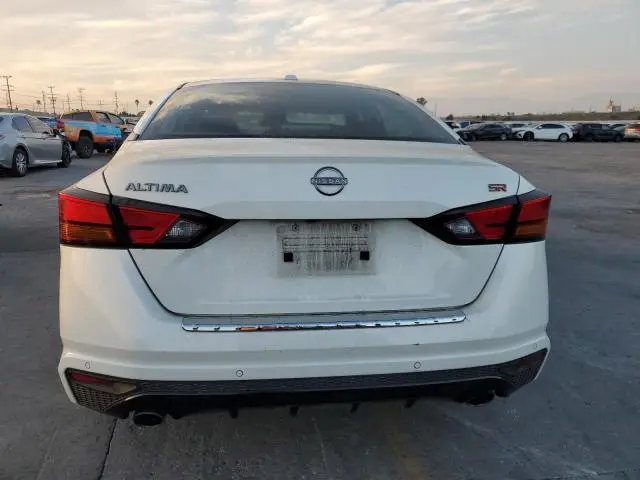 2023 NISSAN ALTIMA SR  