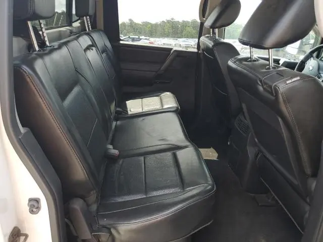 2011 NISSAN TITAN S  
