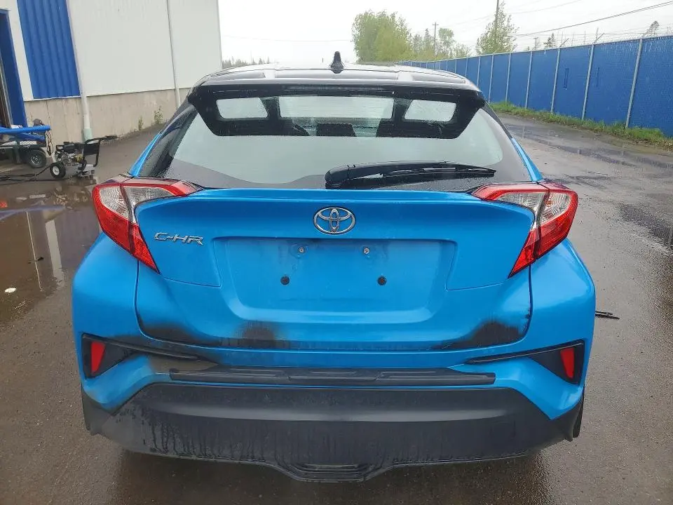 2019 TOYOTA C-HR LE  