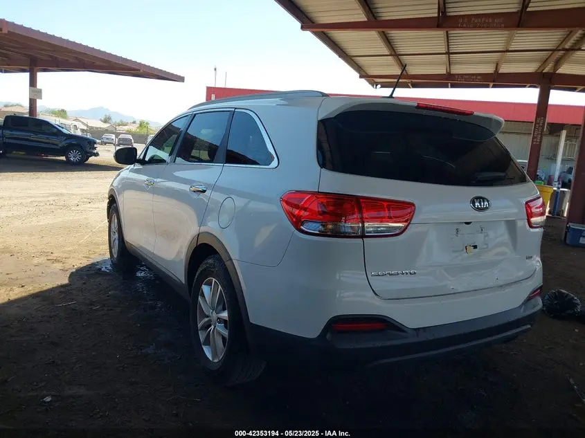 2016 KIA SORENTO 2.4L LX