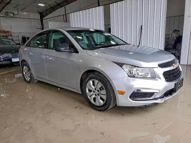 2015 CHEVROLET CRUZE LS  
