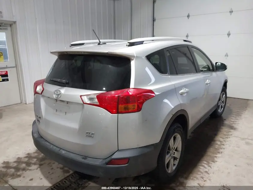 2015 TOYOTA RAV4 XLE
