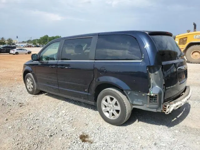 2010 CHRYSLER TOWN & COUNTRY LX  
