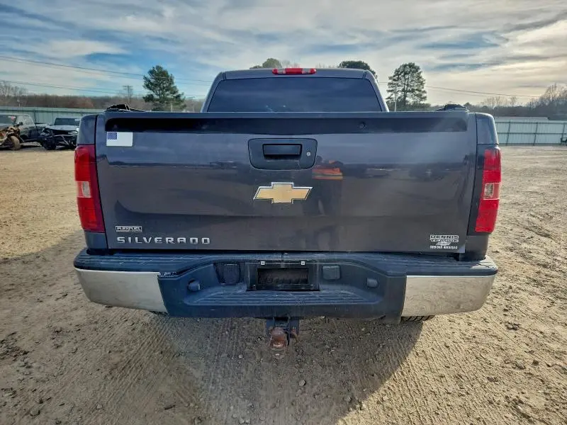 2011 CHEVROLET SILVERADO C1500 LT  