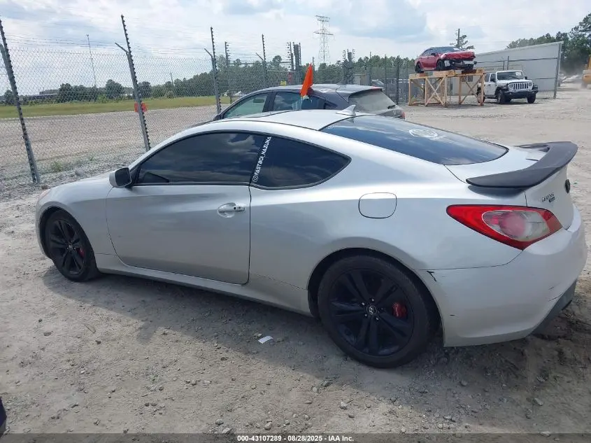 2010 HYUNDAI GENESIS  