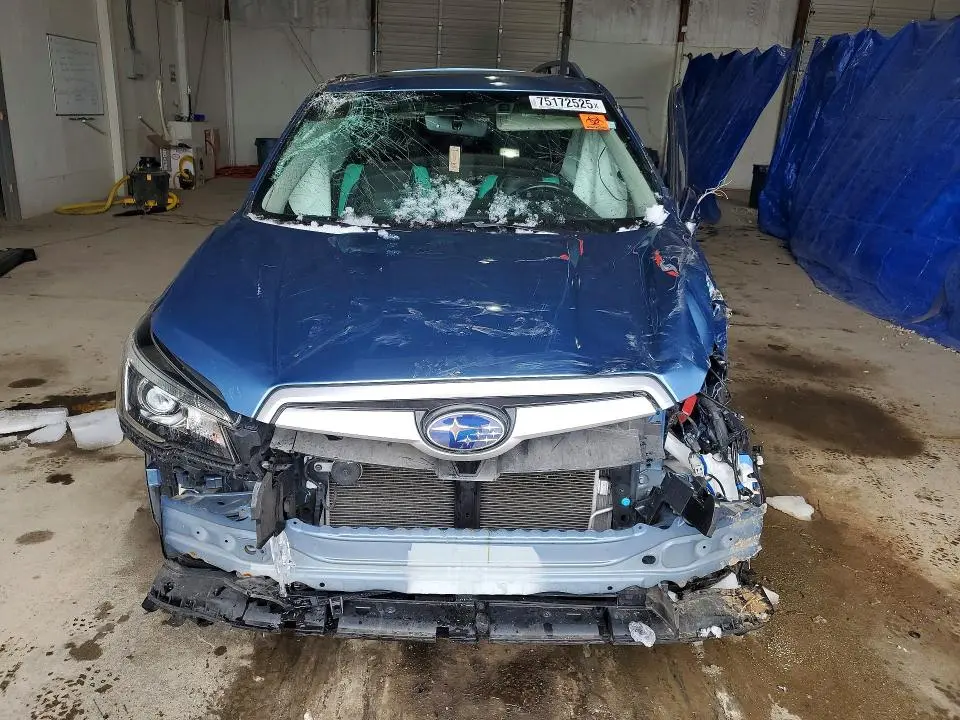 2019 SUBARU FORESTER PREMIUM  