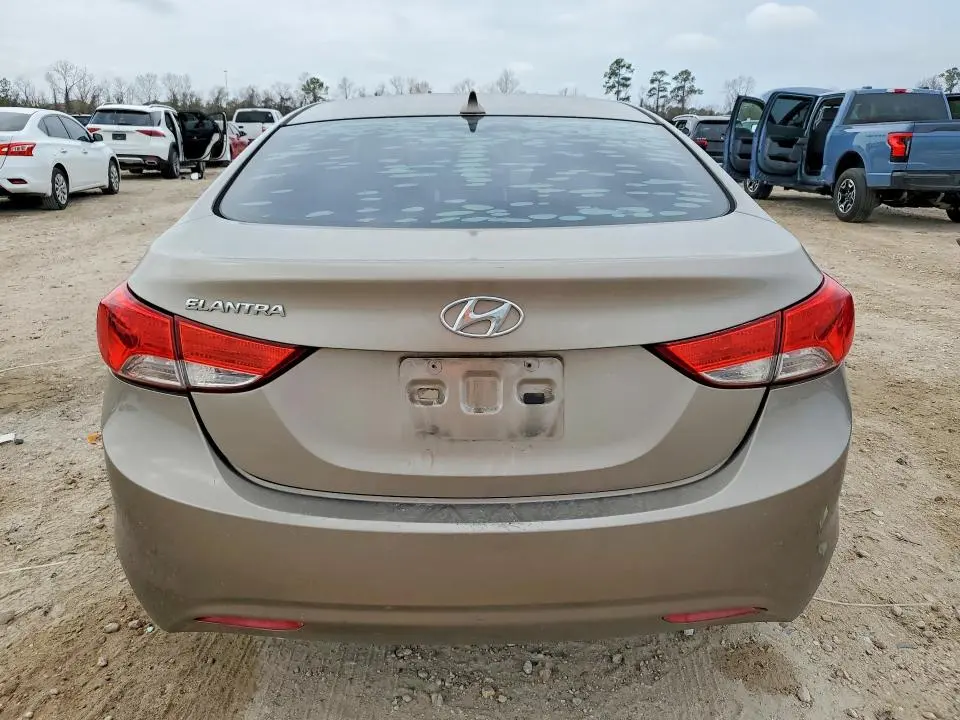2013 HYUNDAI ELANTRA GLS  