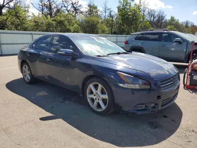 2011 NISSAN MAXIMA S  