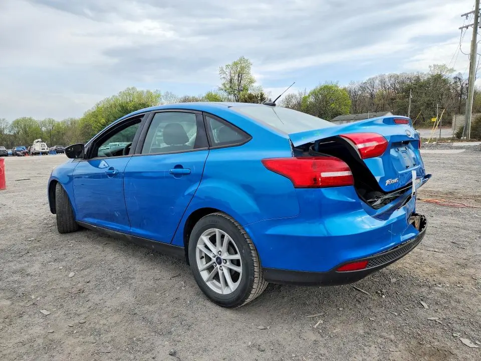 2015 FORD FOCUS SE  