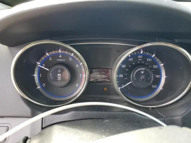 2012 HYUNDAI SONATA SE  