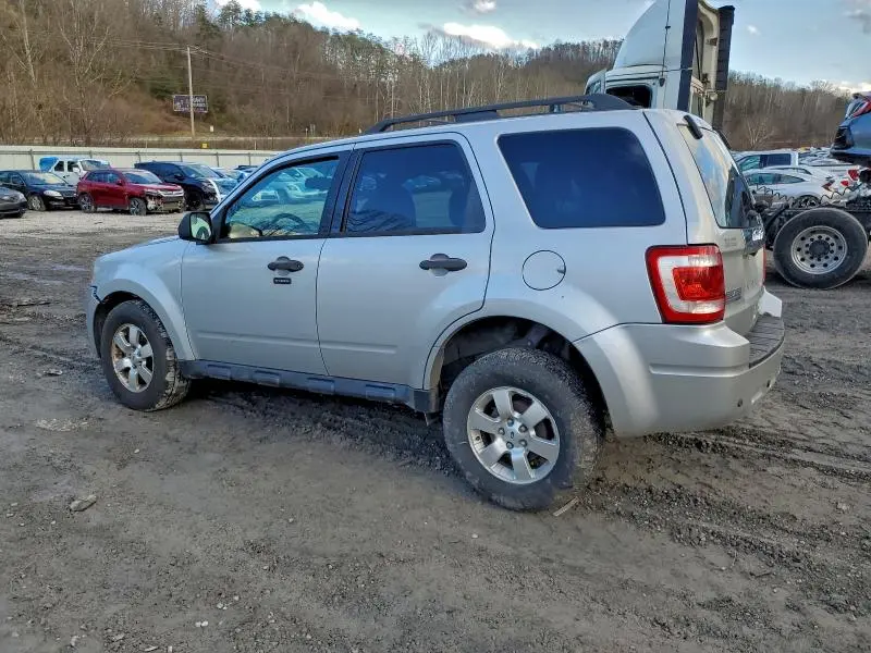 2012 FORD ESCAPE XLT  