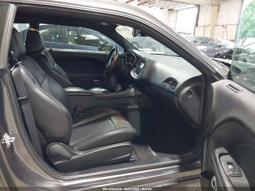 2017 DODGE CHALLENGER SXT PLUS