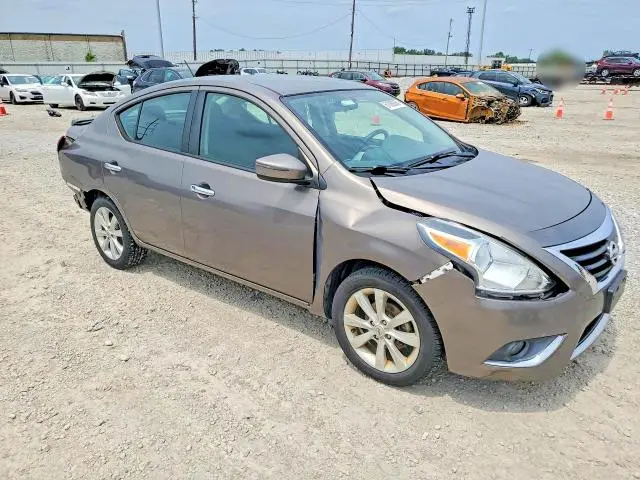 2017 NISSAN VERSA 1.6 SL  