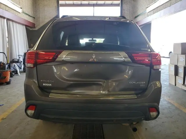2016 MITSUBISHI OUTLANDER SE  